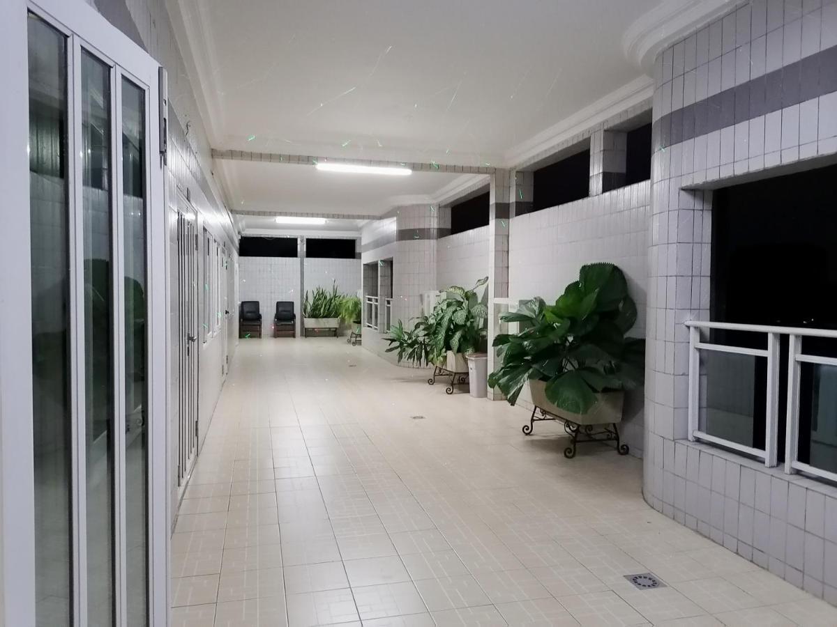 Hotel Residence Jeanne D'Arc Cotonou Exteriér fotografie