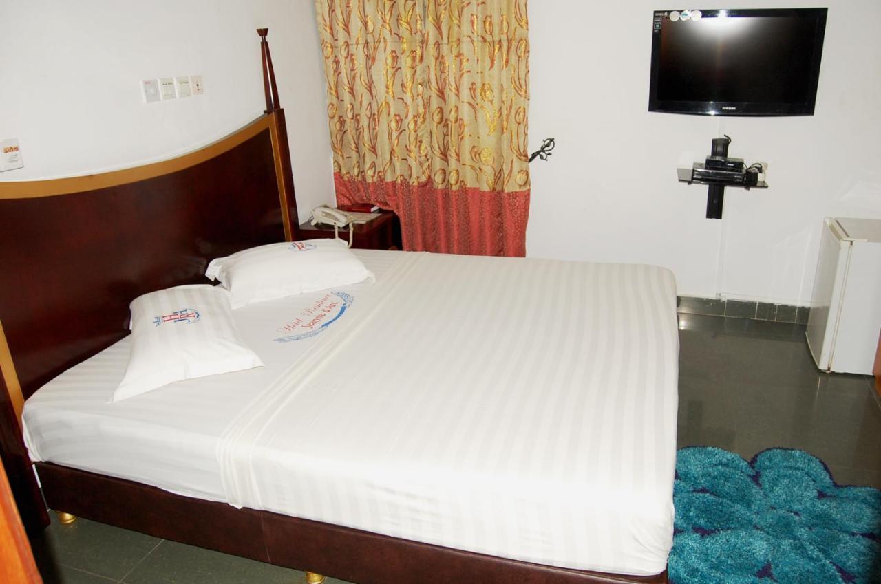 Hotel Residence Jeanne D'Arc Cotonou Exteriér fotografie